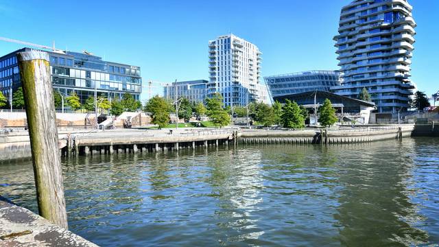 s_fld164_h_1190 Hahn Immobilien - Zwei Luxus-Eigen­tums­wohnungen in Hamburgs Hafen-City
